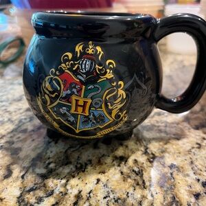 Hogwarts Black Cauldron Mug